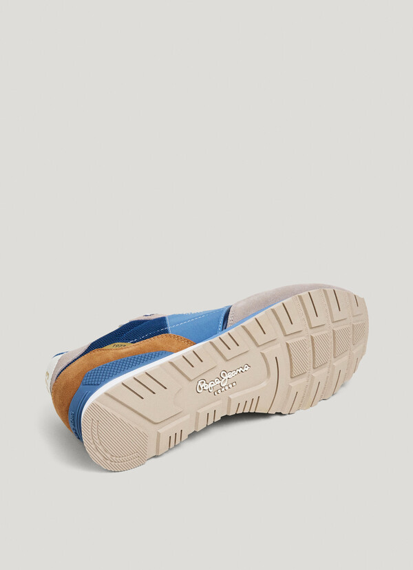 RETRO RUNNING TRAINERS - BRIT