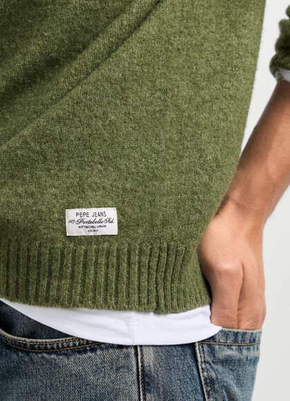 CASUAL FIT CREW NECK KNIT JUMPER