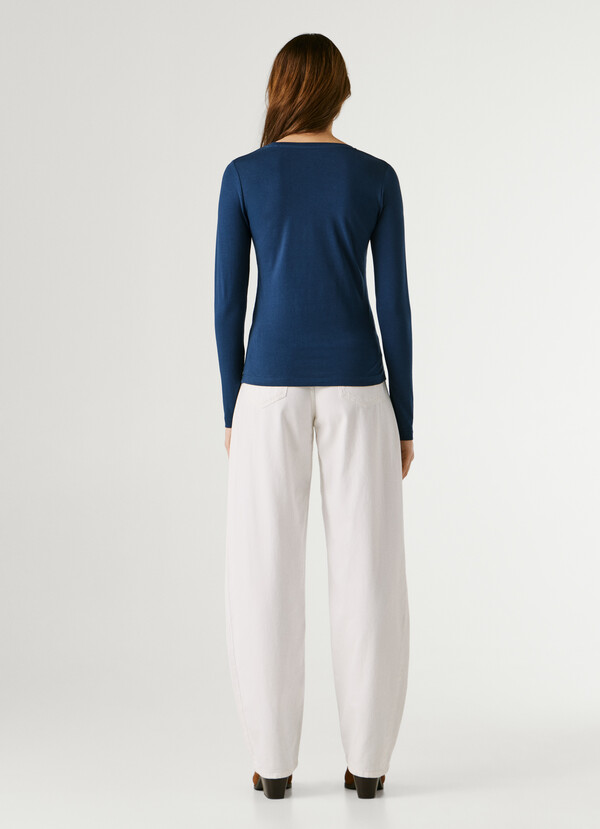 SLIM FIT LONG SLEEVE T-SHIRT