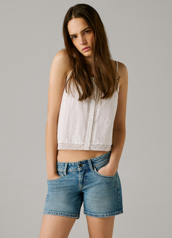 REGULAR FIT DENIM SHORTS