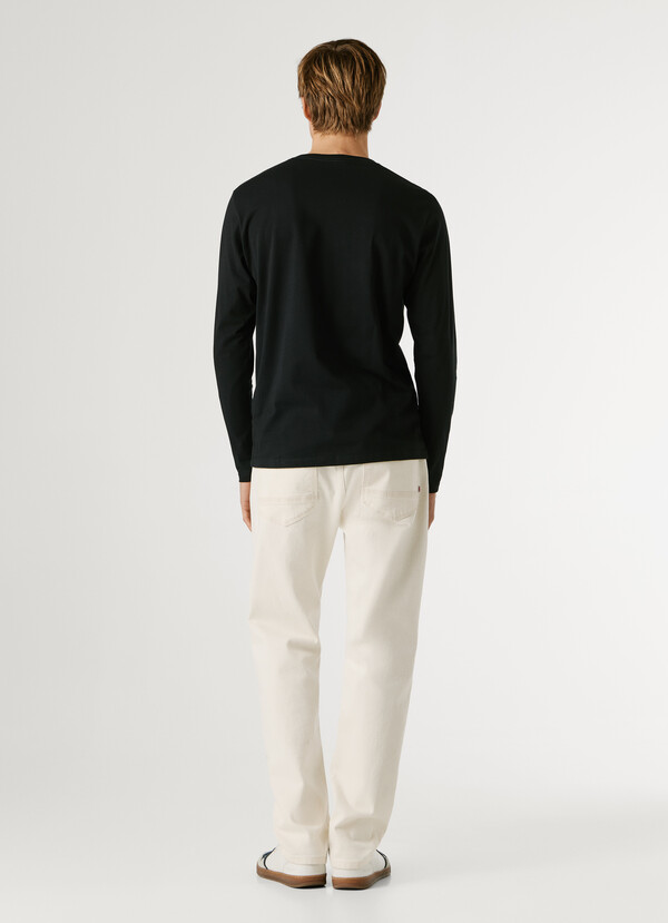 REGULAR FIT LONG-SLEEVE T-SHIRT