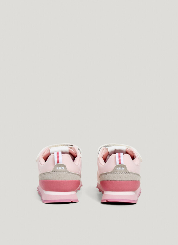 RUNNING TRAINERS WITH VELCRO CLOSURE