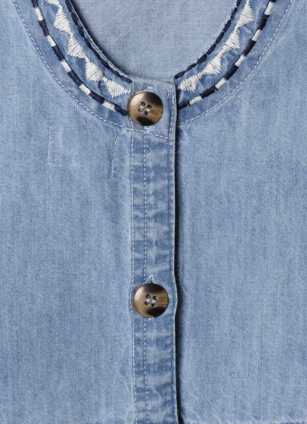 SLEEVELESS DENIM TOP