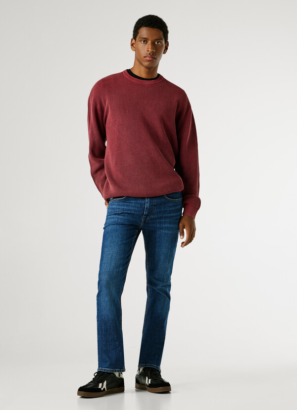 HATCH - SLIM FIT MID-RISE JEANS