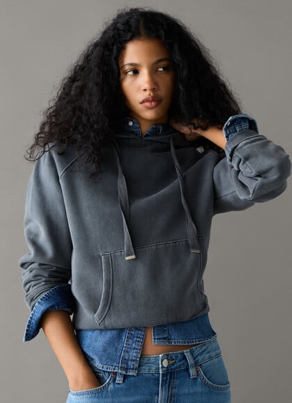 RAGLAN SLEEVE HOODIE