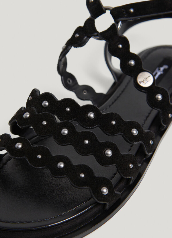 FLAT SUEDE SANDALS