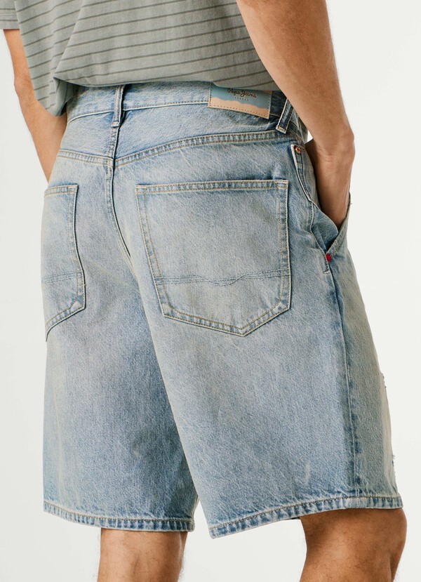LOOSE FIT DENIM BERMUDA SHORTS