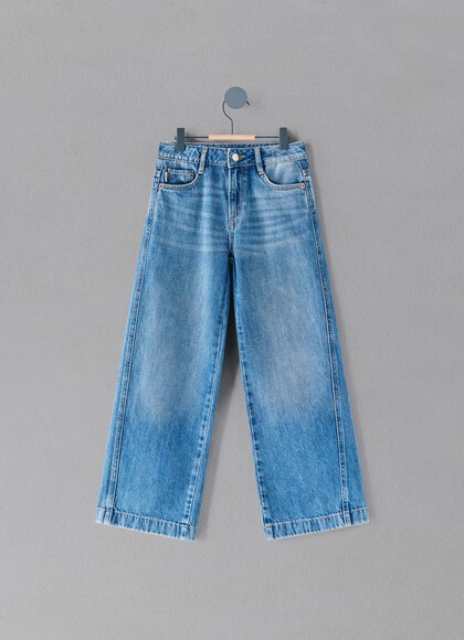 LEXY - LOW-RISE WIDE FIT JEANS