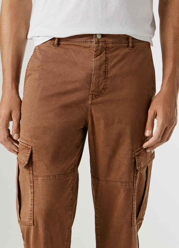 REGULAR FIT TWILL CARGO TROUSERS