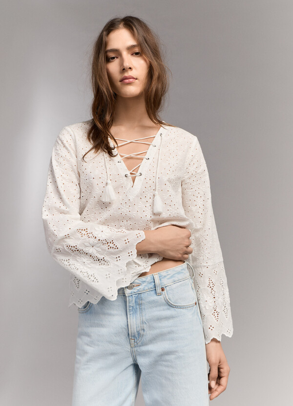BLOUSE WITH OPENWORK DETAILS