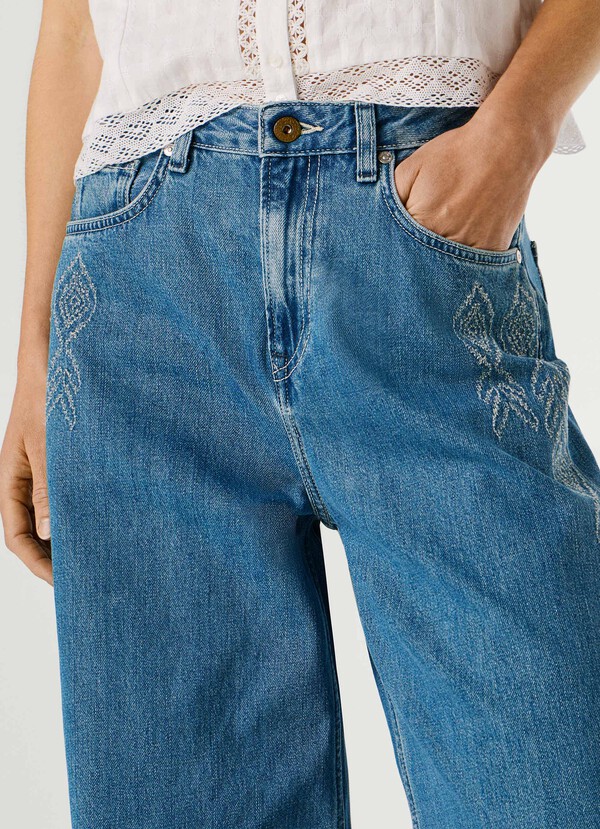JAIMY- HIGH-RISE WIDE FIT JEANS 