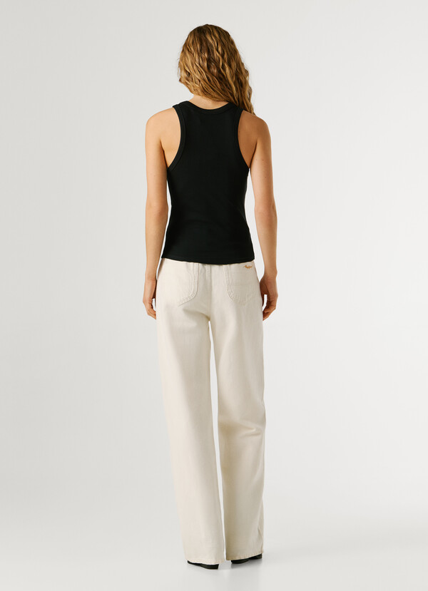 SLEEVELESS RIBBED TOP