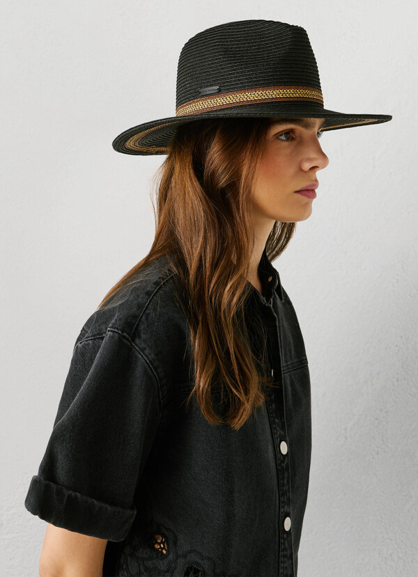 RAFFIA HAT