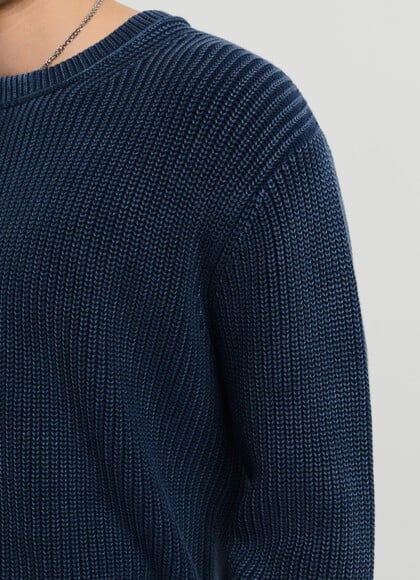 REGULAR FIT CREW NECK KNIT JUMPER