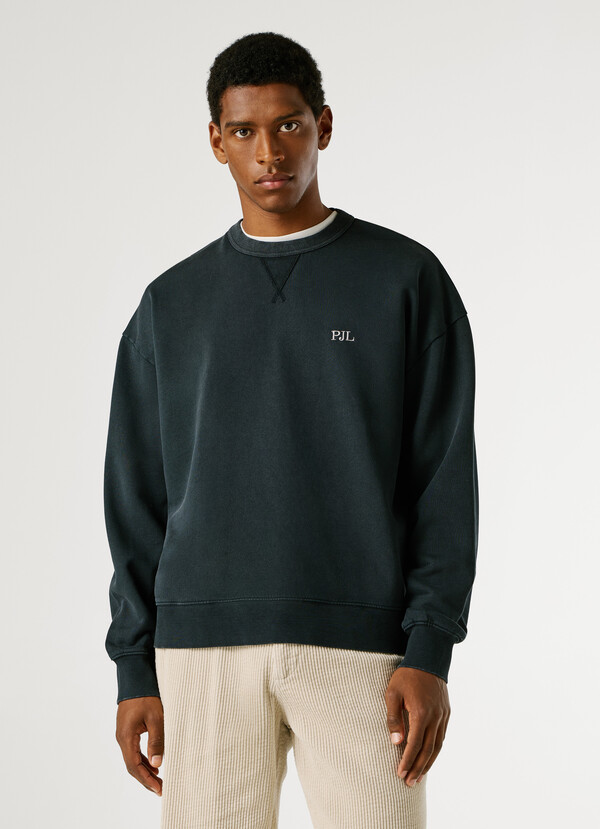 RELAXED FIT CREW NECK SWEATSHIRT