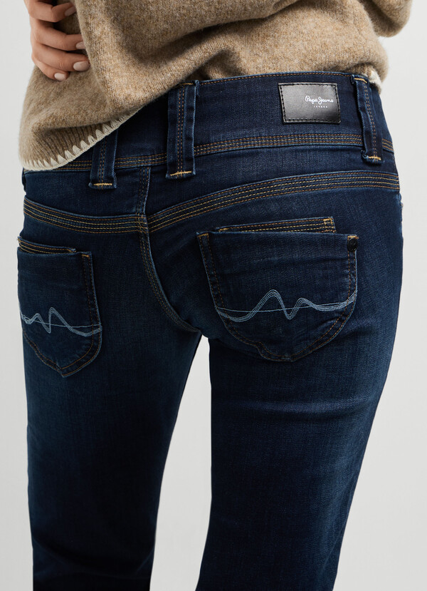 VENUS - LOW-RISE SLIM FIT JEANS