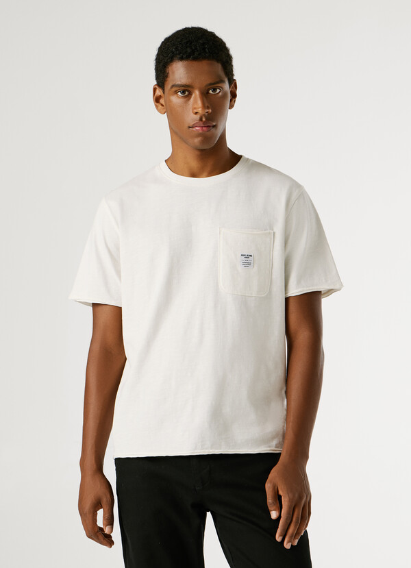 REGULAR FIT FRONT POCKET T-SHIRT
