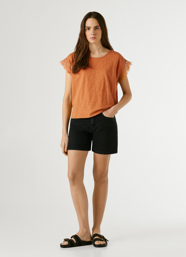 CREW NECK T-SHIRT WITH FRINGES