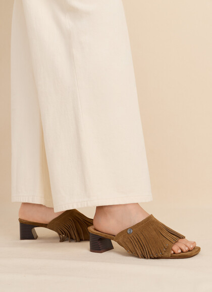 SUEDE MULE SANDALS