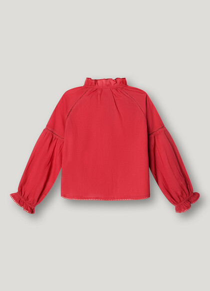 FLUID BLOUSE WITH LACE