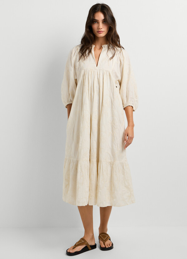 FLORAL EMBROIDERY MIDI DRESS