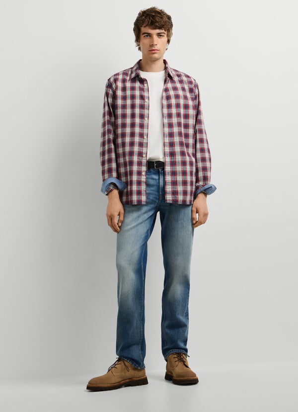 CASH - STRAIGHT FIT MID-RISE JEANS