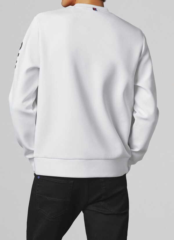 UNISEX CREW NECK SWEATSHIRT