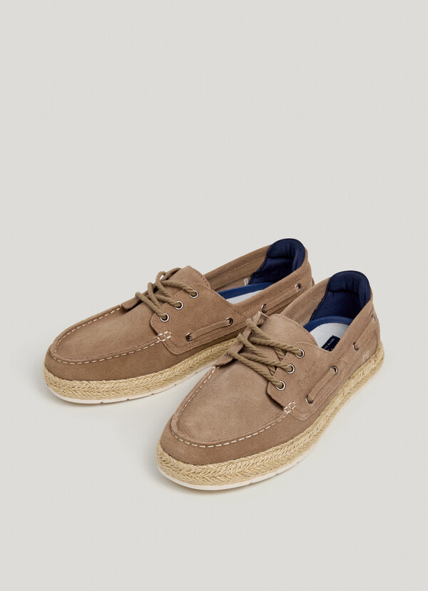 SUEDE BOAT SHOES
