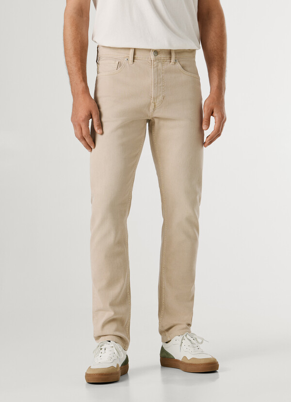 STANLEY- TAPER FIT MID-RISE JEANS