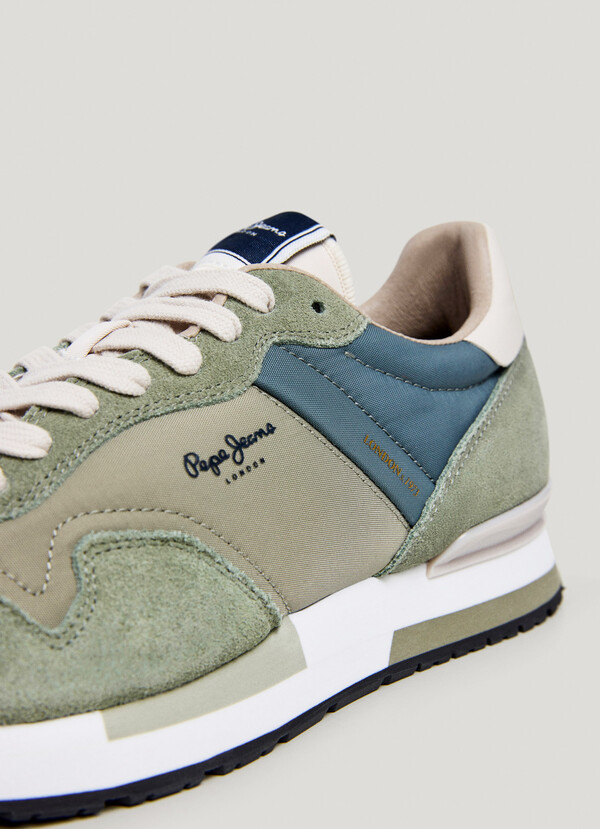 LEATHER TRAINERS WITH SUEDE DETAILS