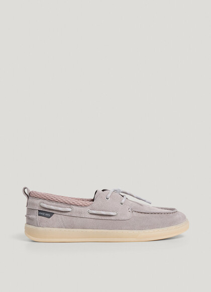 SUEDE BOAT SHOES