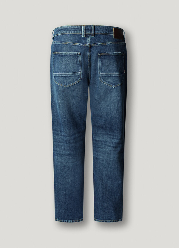 CASH - STRAIGHT FIT MID-RISE JEANS