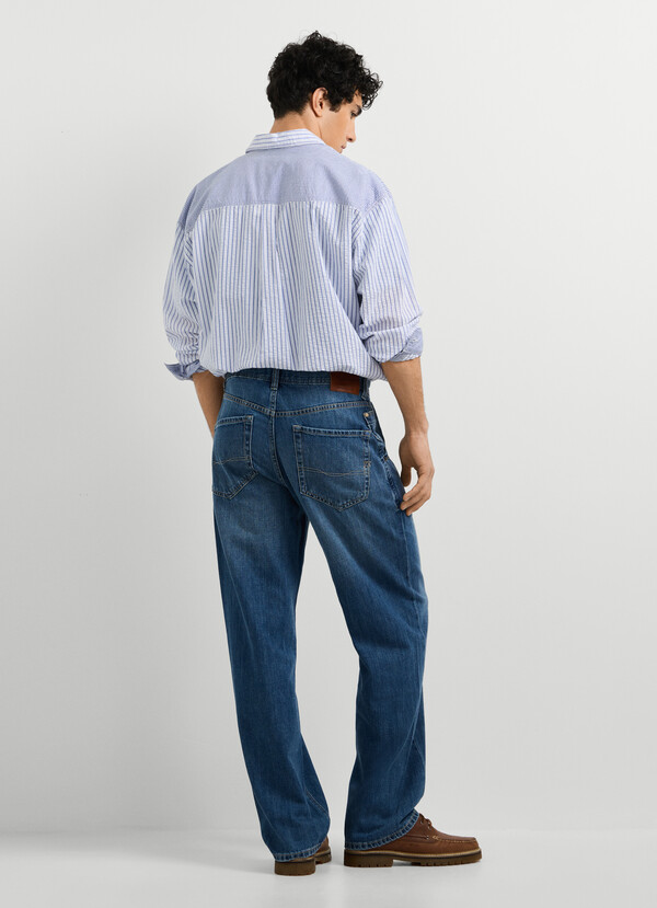 HELIX - LOW-RISE LOOSE FIT JEANS