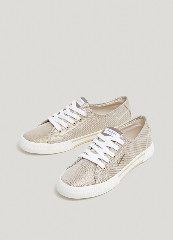 METALLIC BASIC TRAINERS