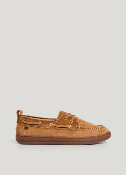 SUEDE BOAT SHOES