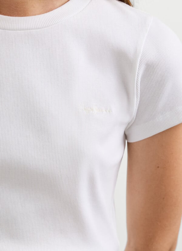 RIBBED EMBROIDERED LOGO T-SHIRT