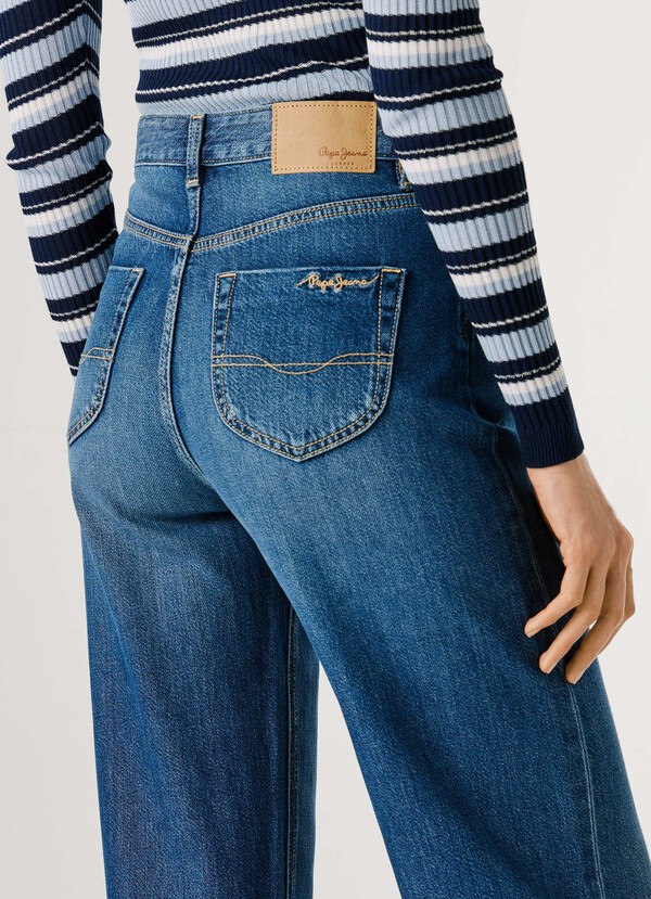 HIGH-RISE STRAIGHT FIT JEANS - LEXA