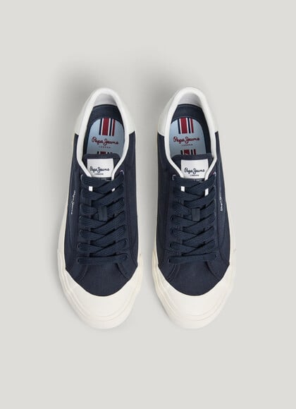CLASSIC CANVAS TRAINERS