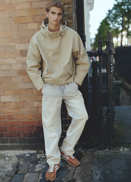 PARKA WITH HOOD