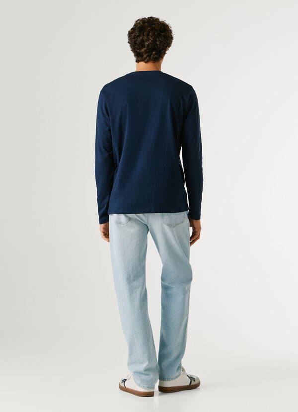REGULAR FIT LONG-SLEEVE T-SHIRT