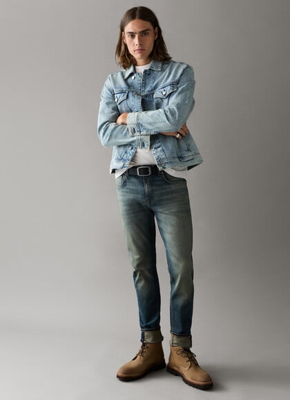 STANLEY - TAPER FIT MID-RISE JEANS