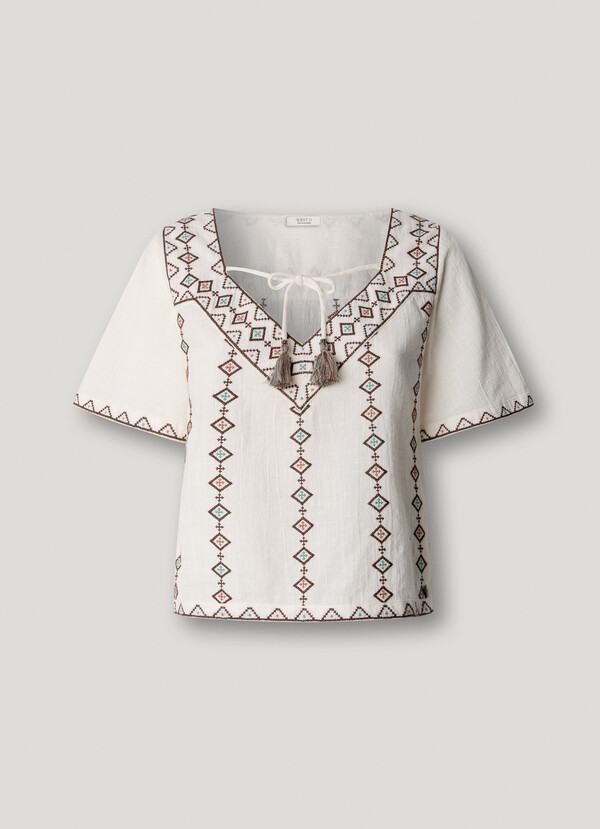 EMBROIDERED V-NECK BLOUSE