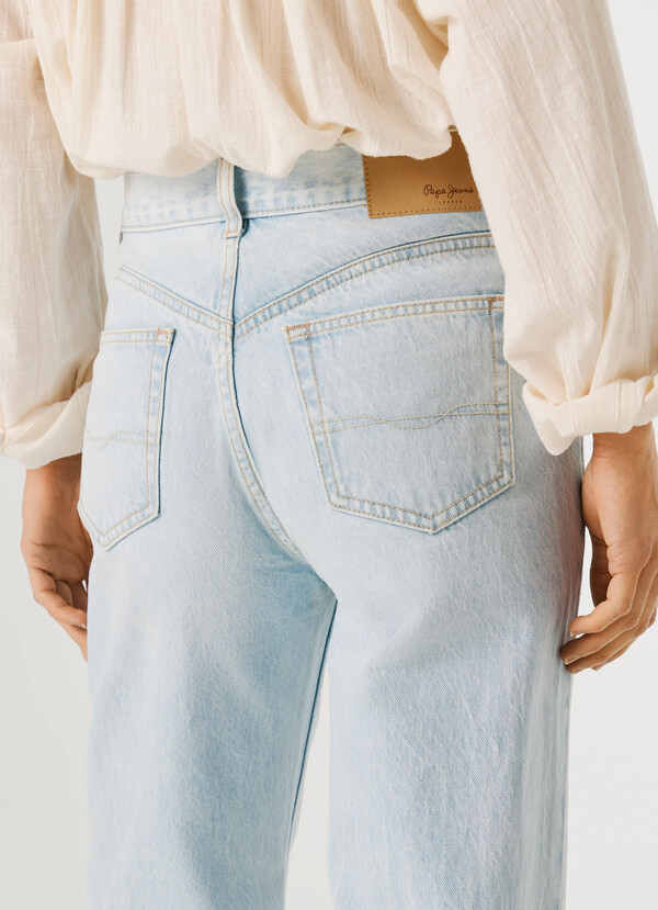 HIGH-RISE STRAIGHT FIT JEANS - ROBYN