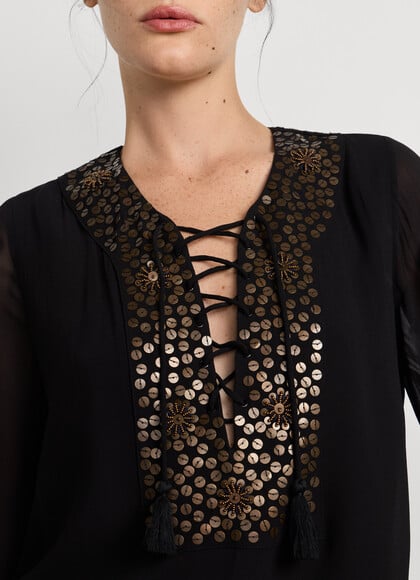 FLUID BLOUSE WITH SEQUIN DETAILS