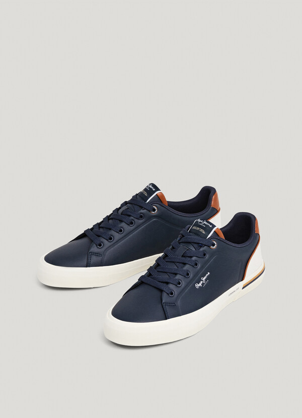 KENTON - CLASSIC TRAINERS WITH SUEDE DETAILS 