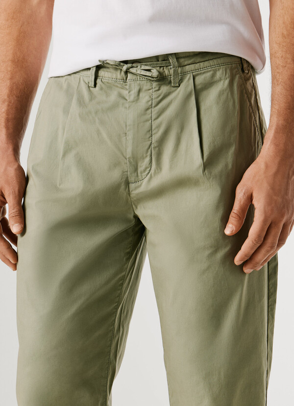 RELAXED FIT POPLIN CHINOS