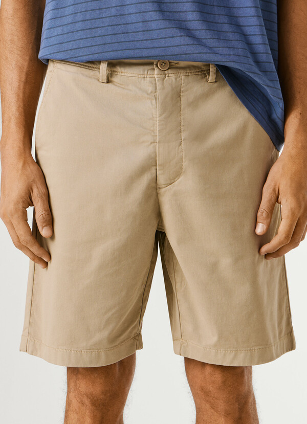REGULAR FIT CHINO SHORTS