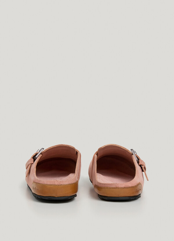 SUEDE CLOGS