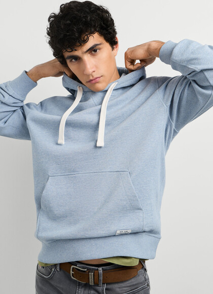 REGULAR FIT HOODIE
