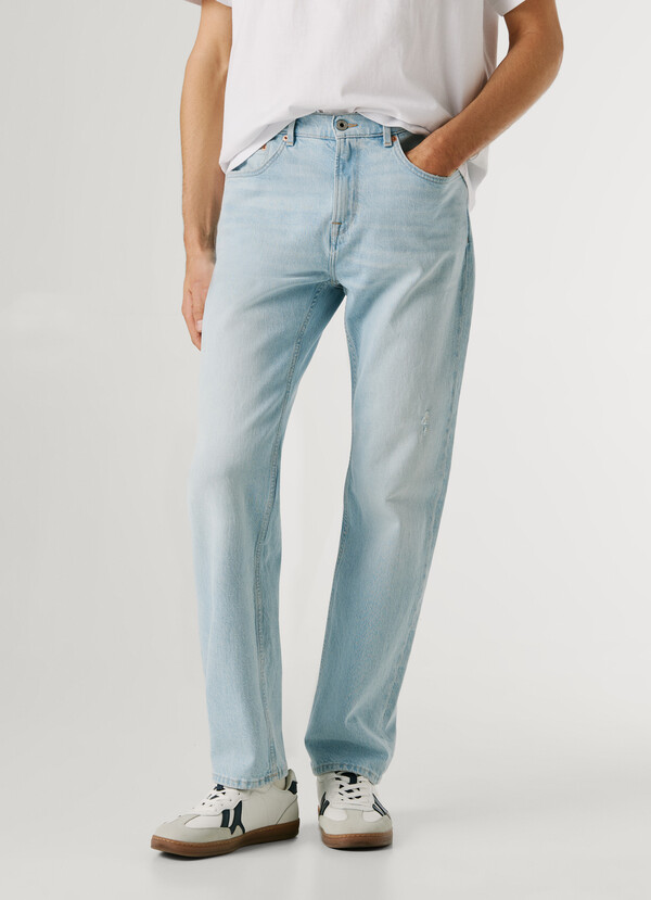 STRAIGHT FIT MID-RISE JEANS - BYRON